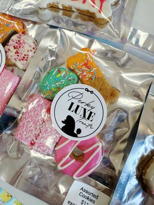 Assorted Cookies (4)