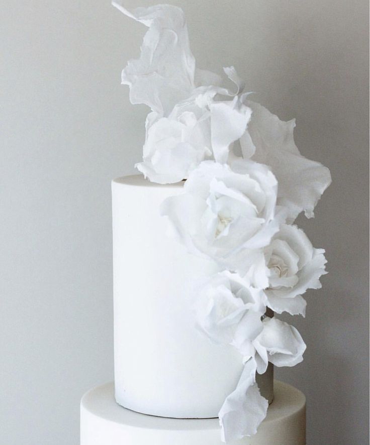 Simplistic Wedding Cake