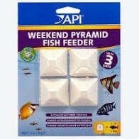 API Weekend Pyramid 3 Day Fish Feeder
