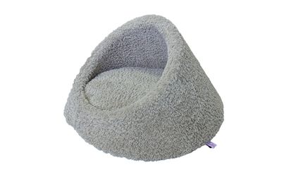Trouble &amp; Trix Winter Cat Bed