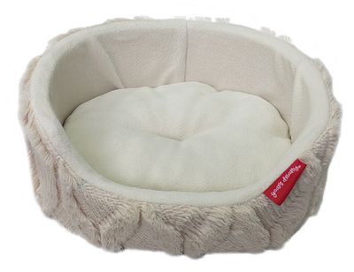 Yours Droolly Winter Bed Cream