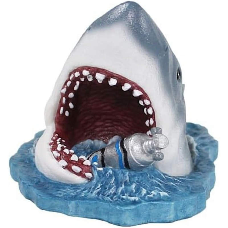 Penn Plax Jaws with Air Tank
