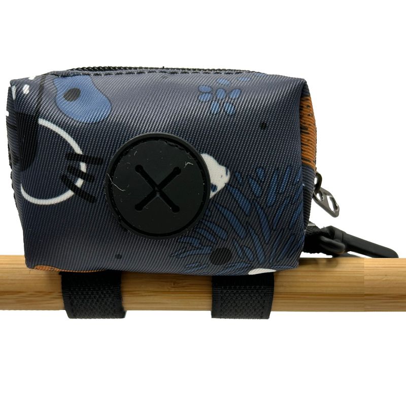 Latched Poop Bag Holder, Color: Dog Face