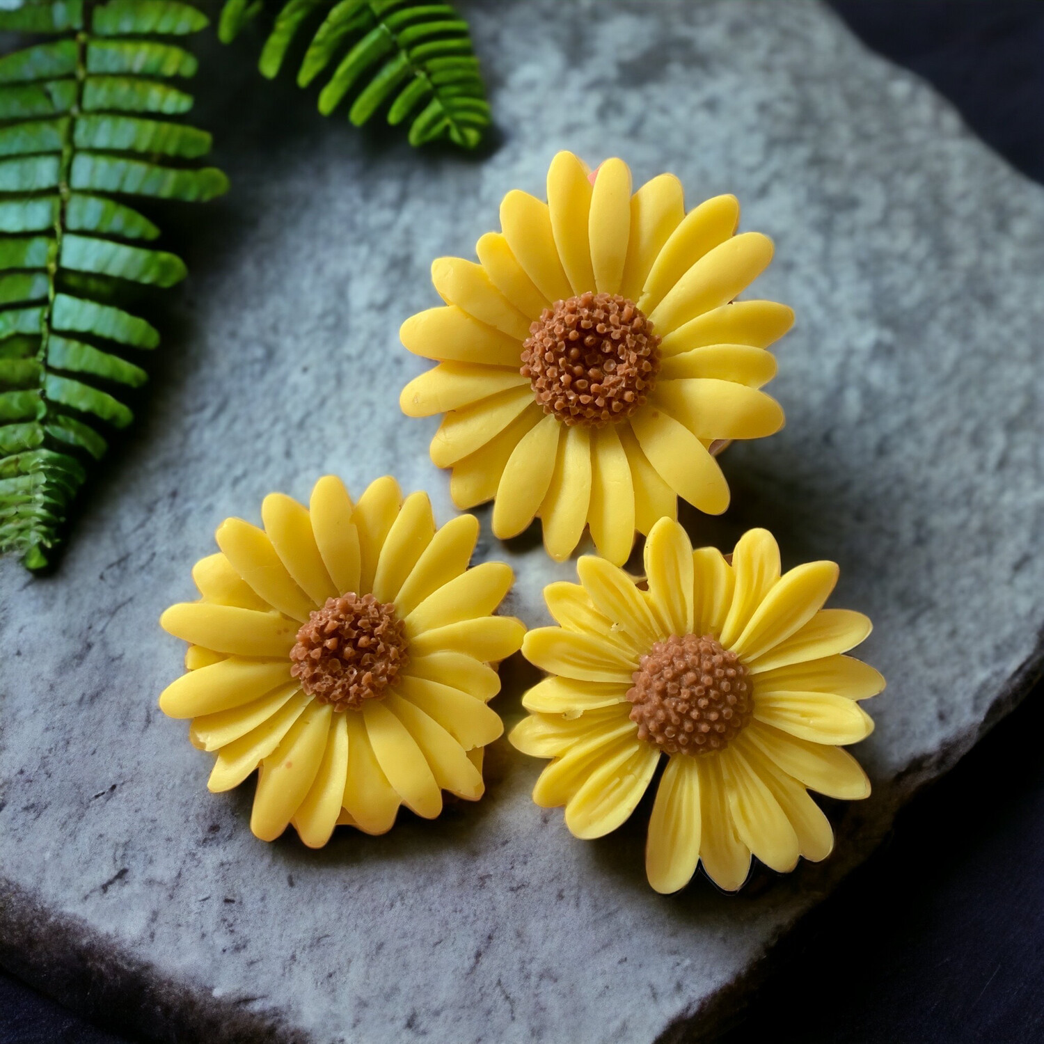 Sunflower / Daisy Flower Wax &amp; Soap Embeds