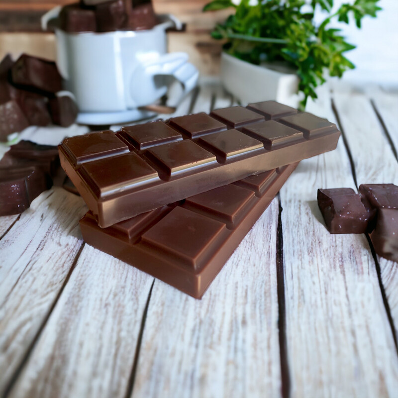 Realistic Snapping Chocolate Bar Wax Embed