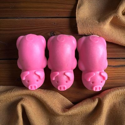 Little Dirty Piggies Wax or Soap Embeds