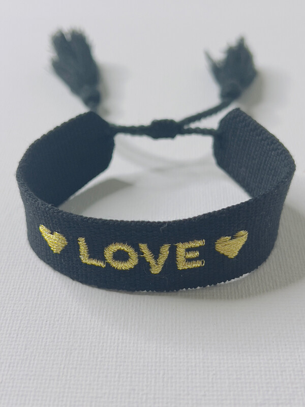 Pulsera de hilo Love 
