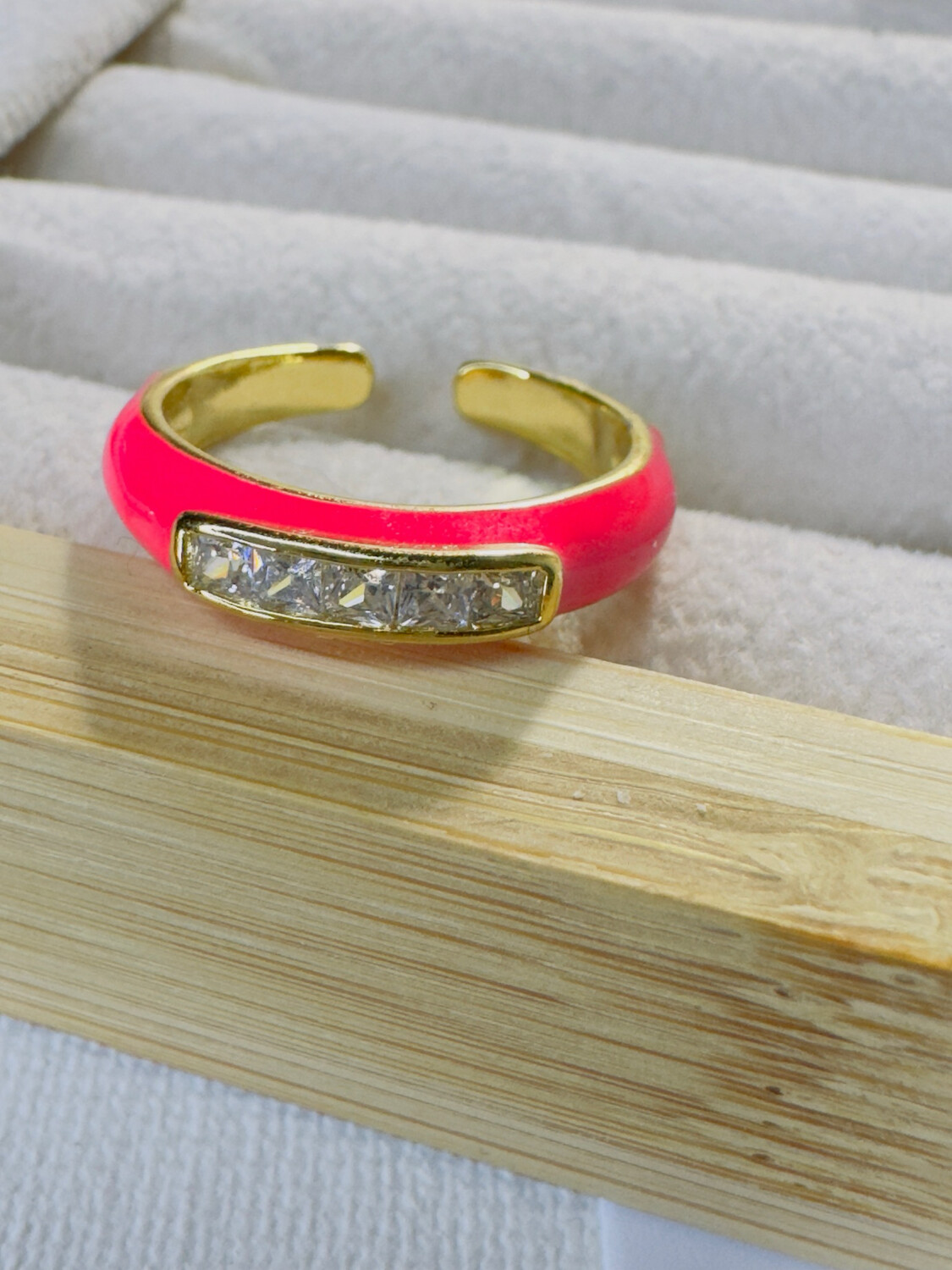 Anillo ajustable esmaltado 
