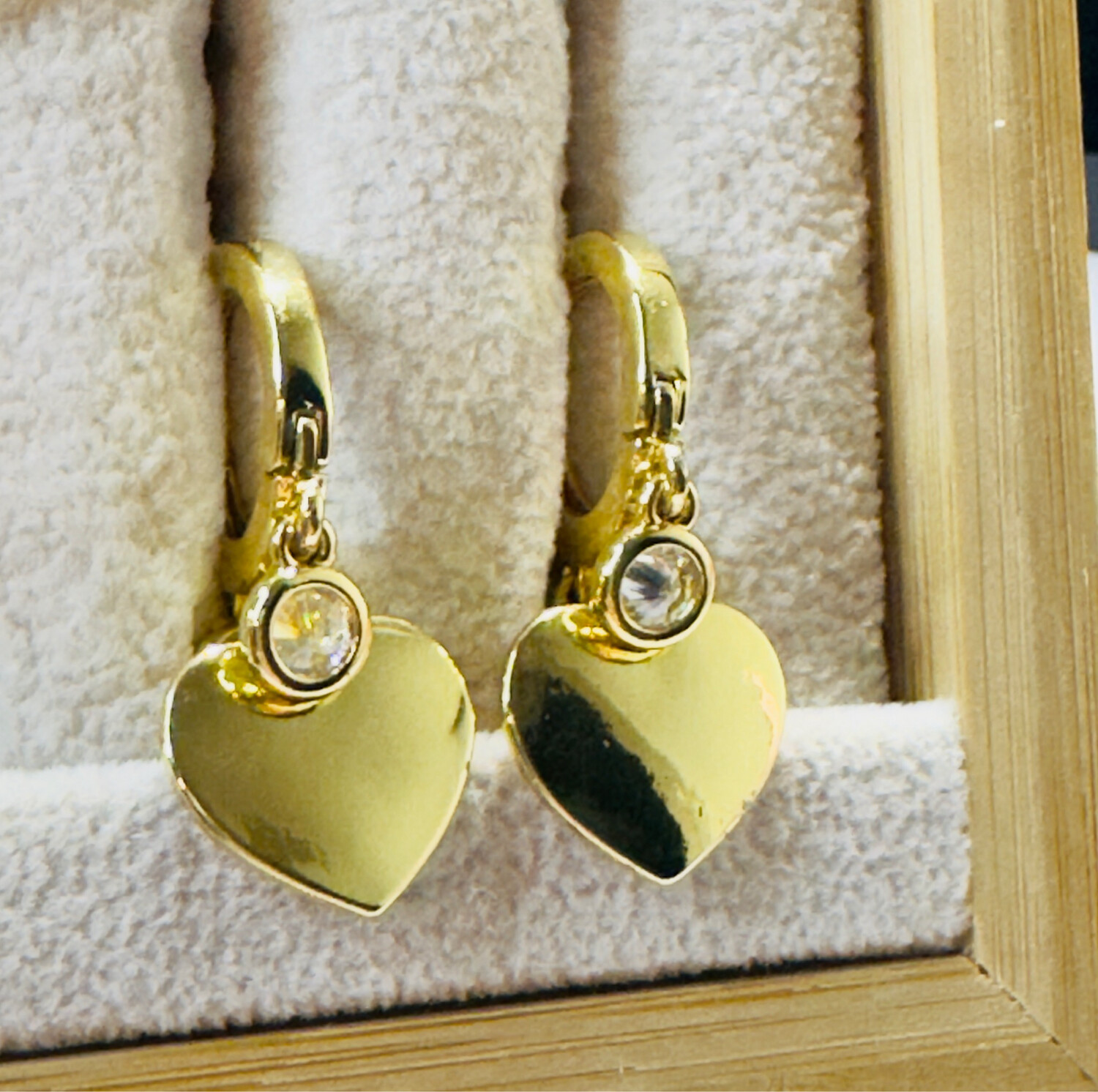 Argollas de corazones y circones 