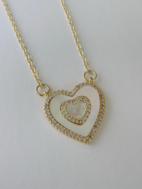 Cadena de corazón de nácar 