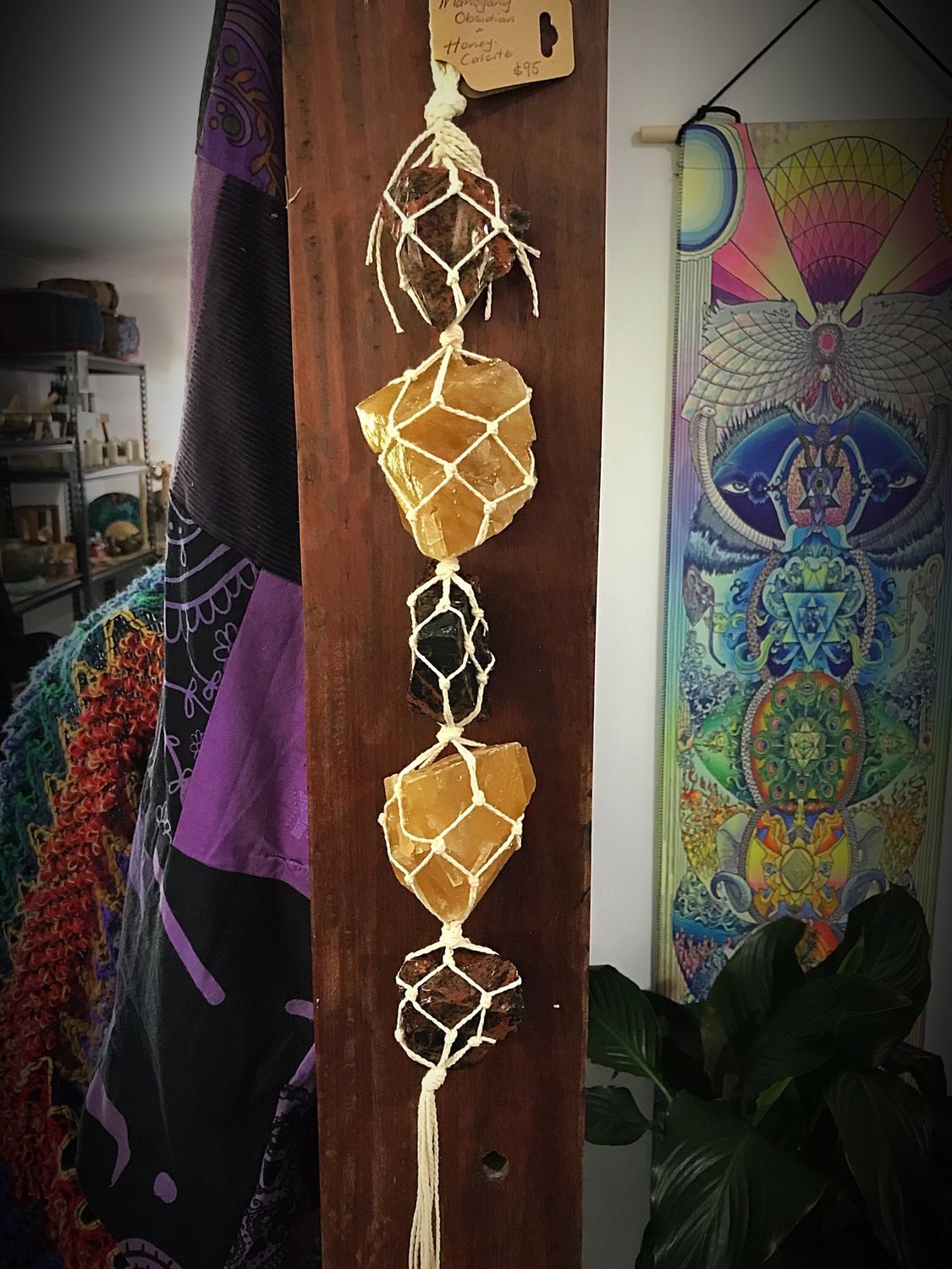 Home Calcite &amp; Mahogany Obsidian Crystal Catcher