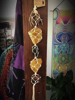 Home Calcite &amp; Mahogany Obsidian Crystal Catcher