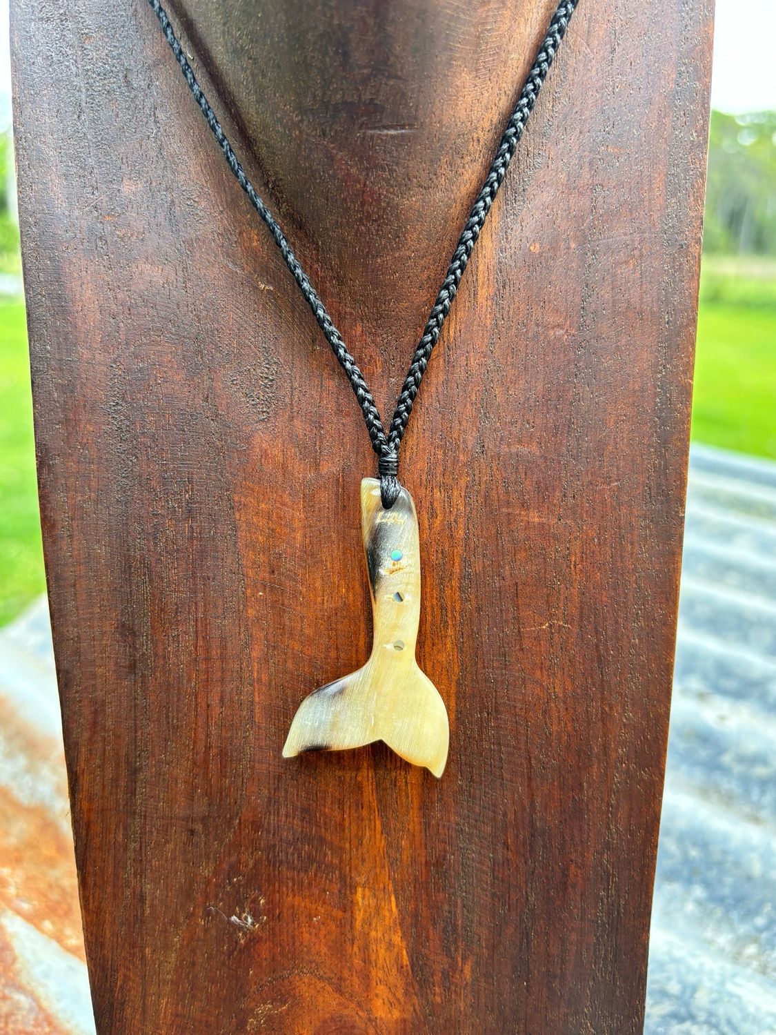‘Handcrafted’ Goat’s Horn Whale Tail Pendant