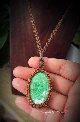 Lucin Varisite Pendant