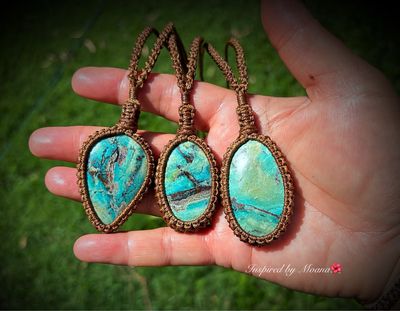 Chrysocolla Macrame Pendant