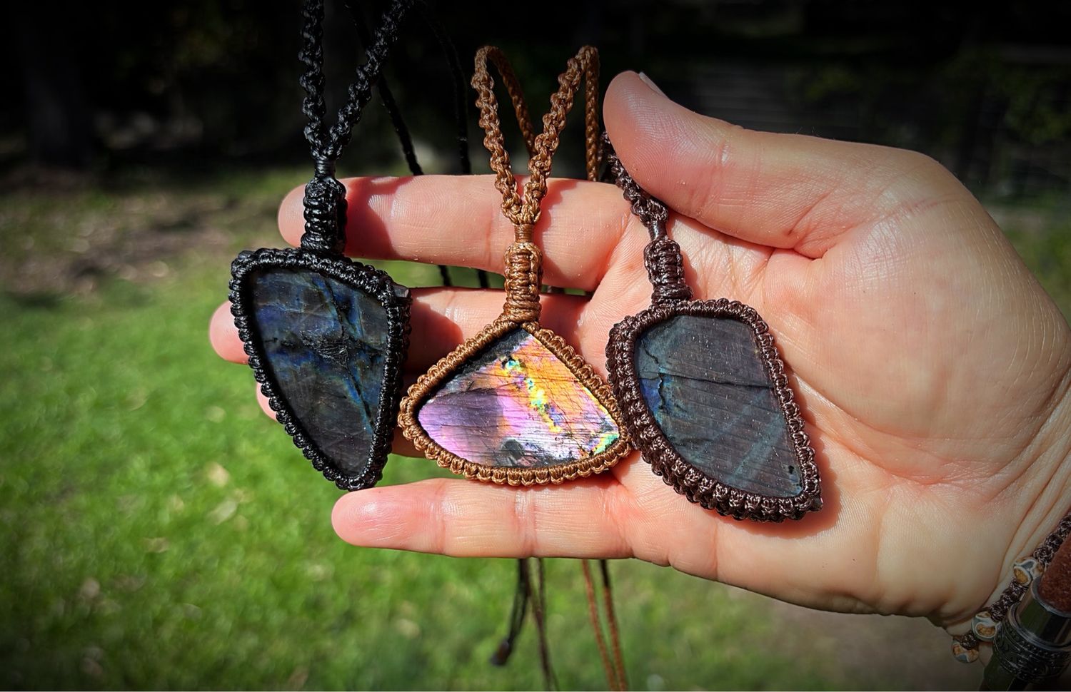 Flashy Labradorite Pendant