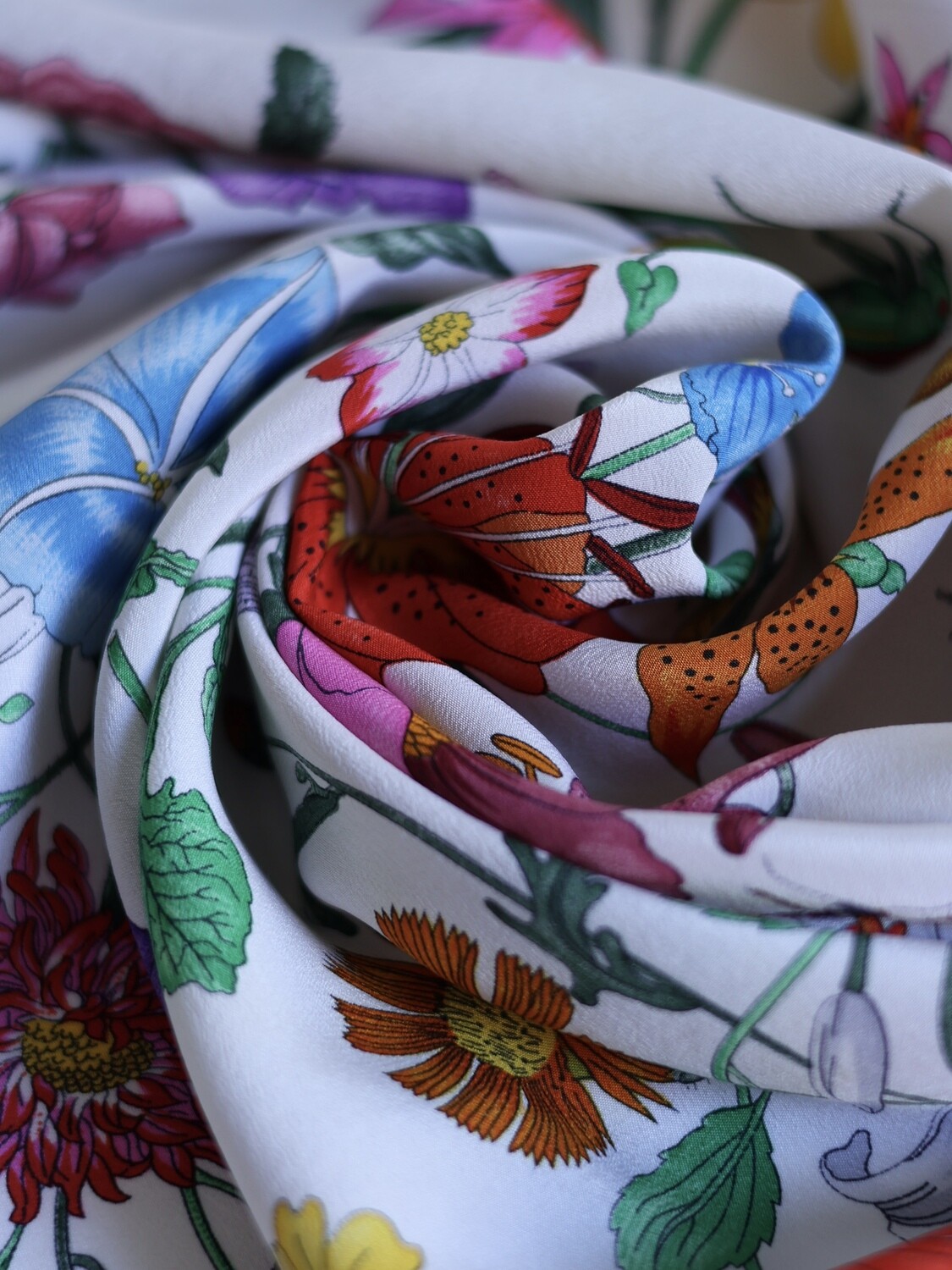 GUCCI FLORA SCARF
