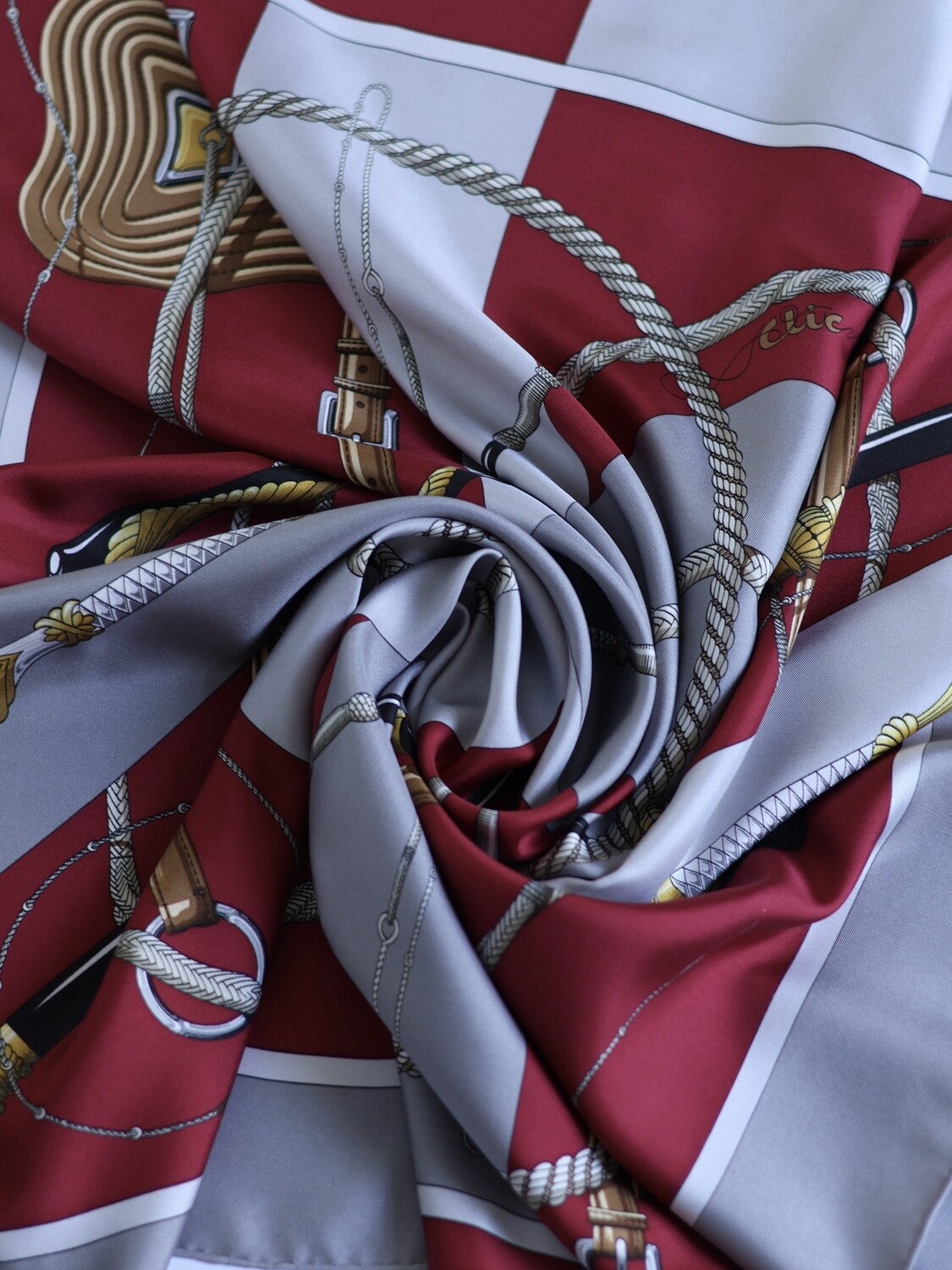 HERMÈS CLIC-CLAC SCARF