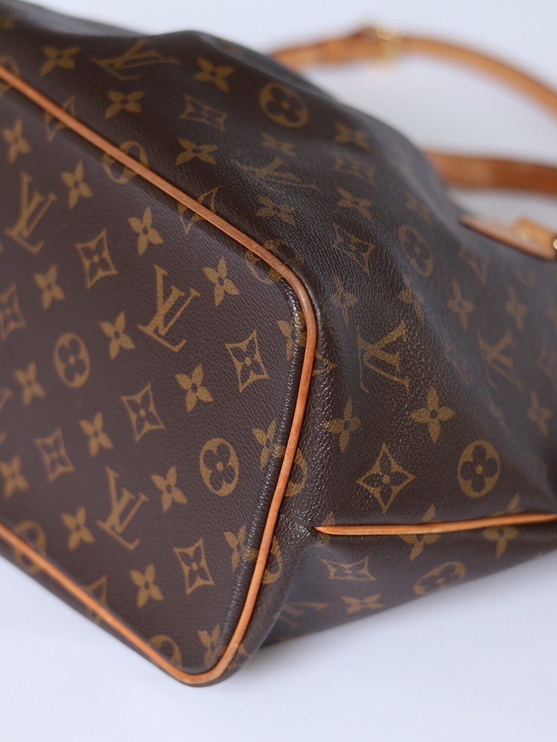 LOUIS VUITTON PALERMO BAG