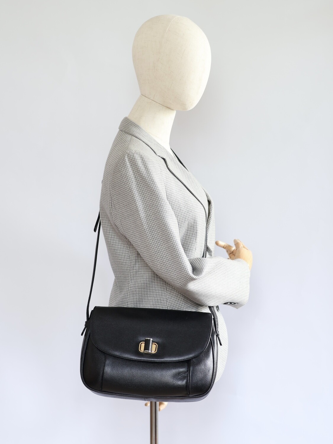 SALVATORE FERRAGAMO BAG