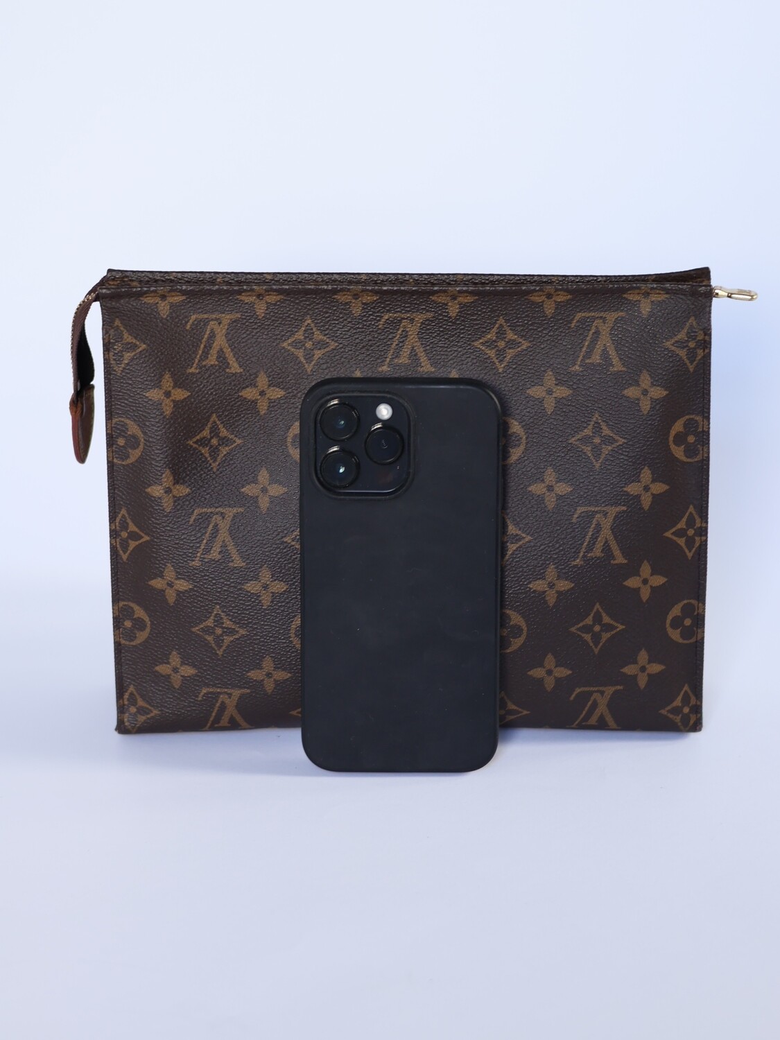 LOUIS VUITTON NM POUCH