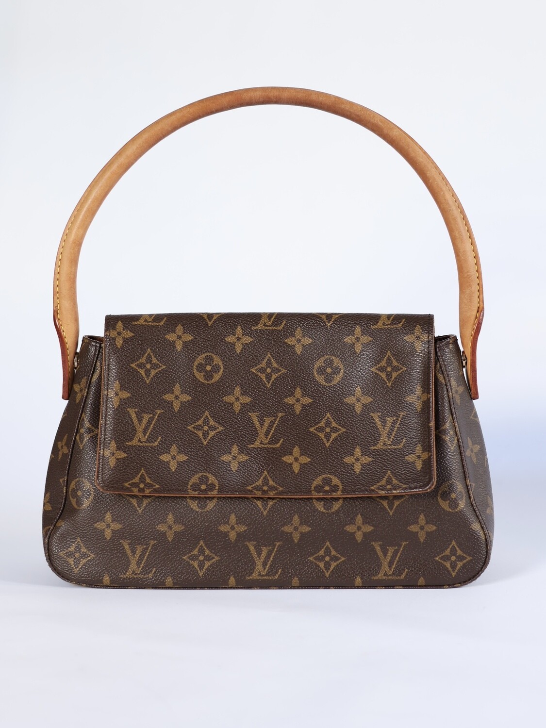 LOUIS VUITTON LOOP BAG