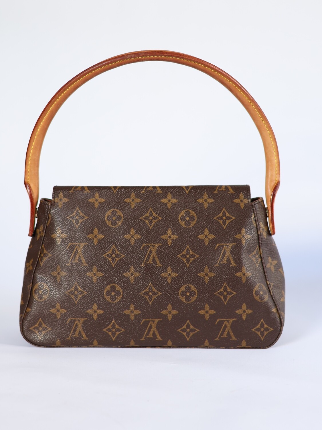 LOUIS VUITTON LOOP BAG