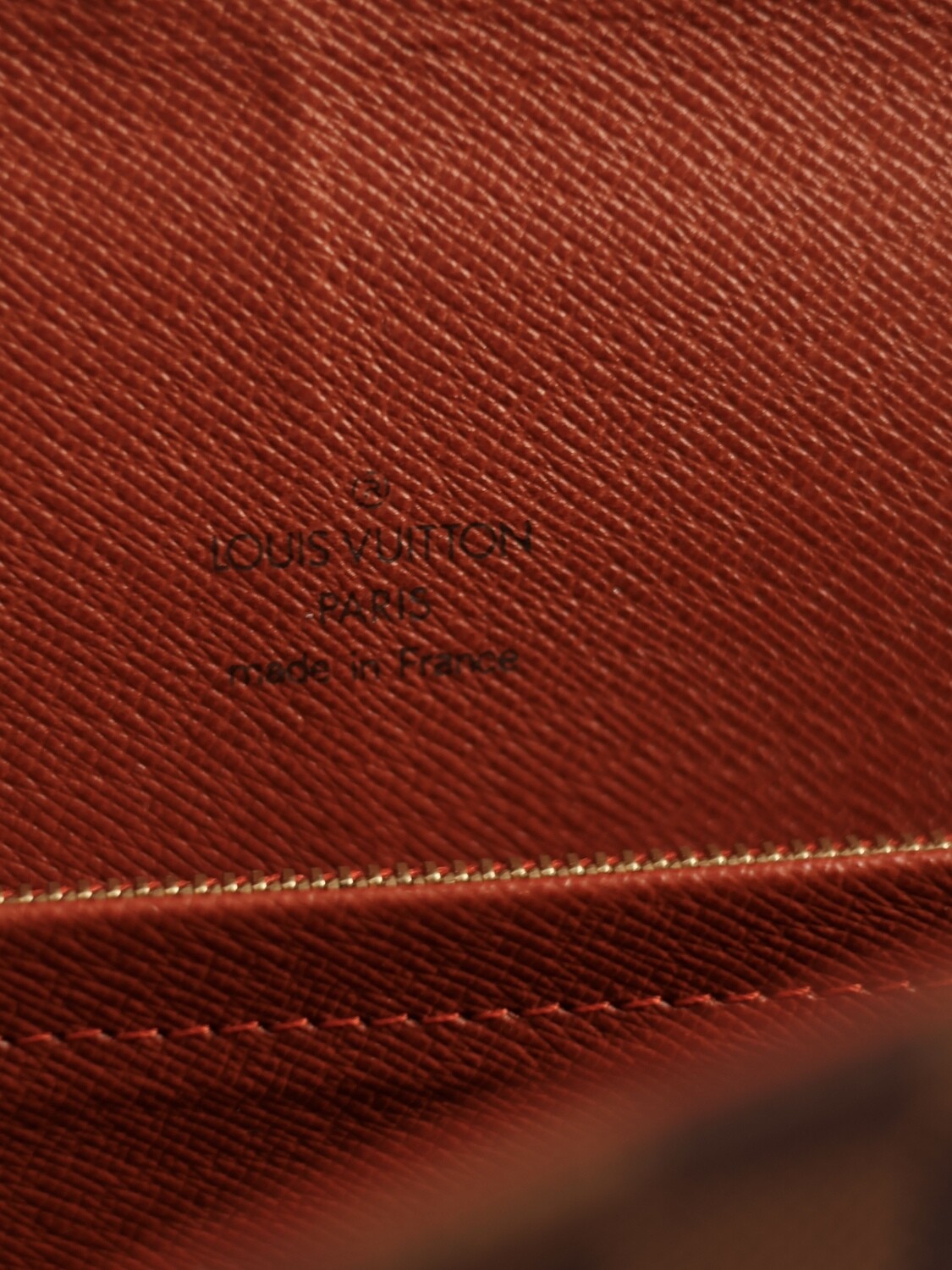 LOUIS VUITTON BAGUETTE BAG