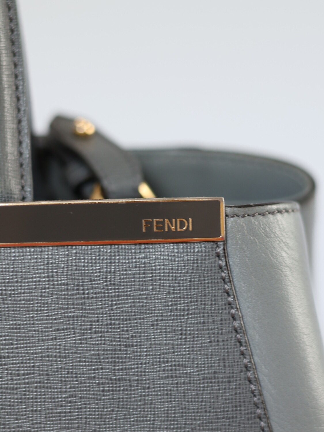 FENDI 2JOURS GREY BAG