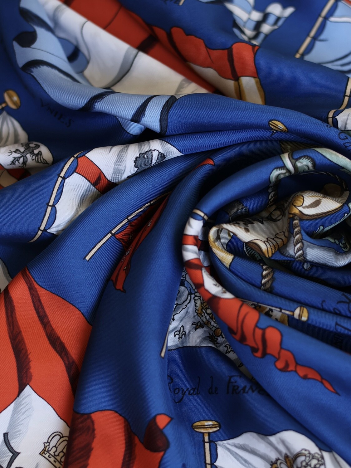 HERMÈS PAVOIS SILK SCARF