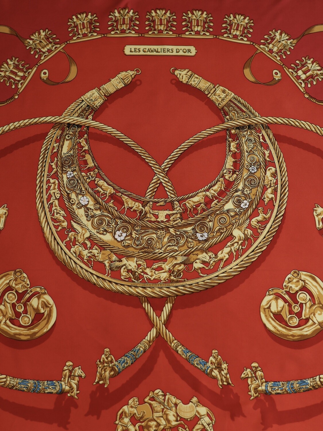 HERMÈS LES CAVALIERS D'OR SCARF