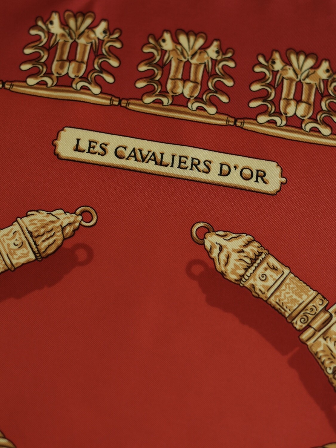 HERMÈS LES CAVALIERS D'OR SCARF