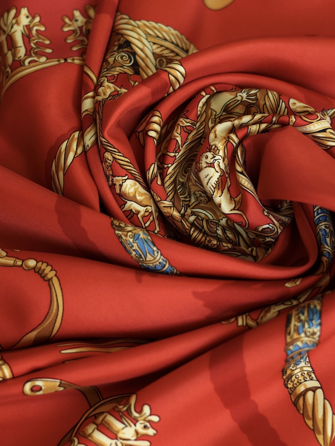 HERMÈS LES CAVALIERS D'OR SCARF
