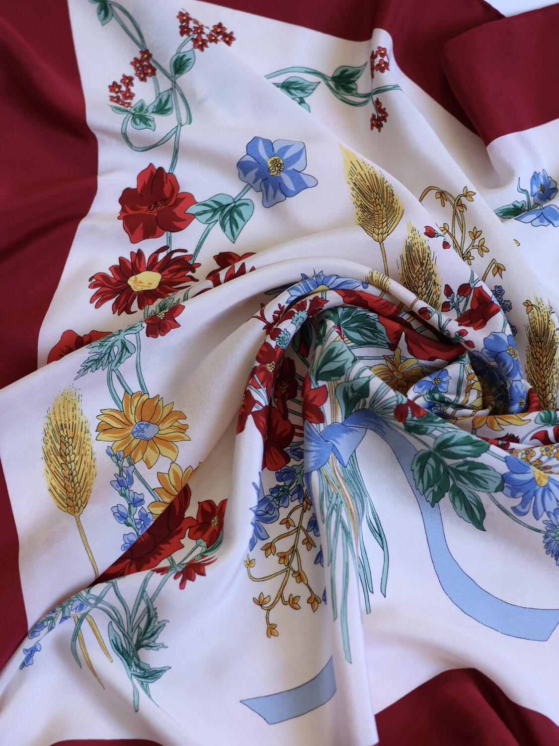 GUCCI FLORA SCARF