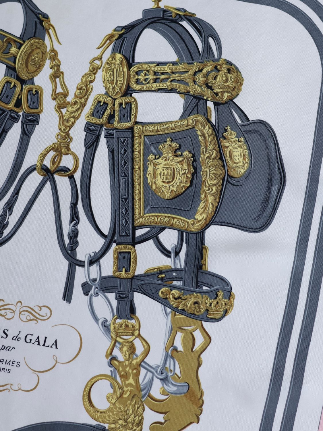 HERMÈS BRIDES DE GALA PINK SCARF