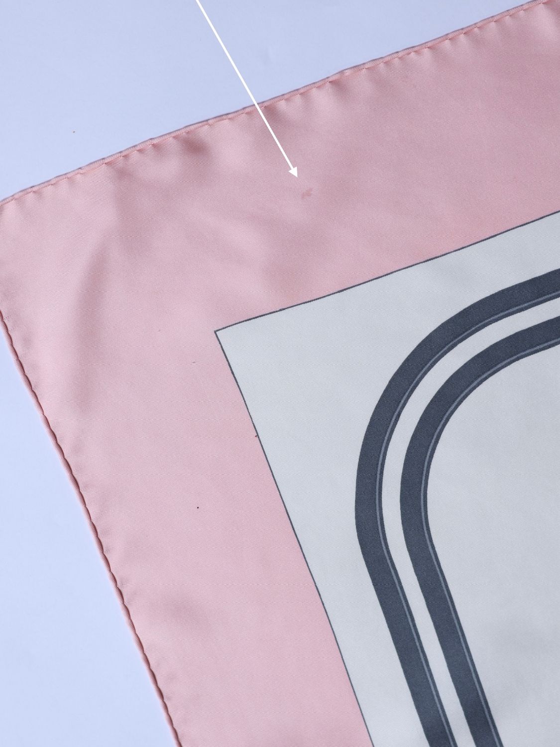 HERMÈS BRIDES DE GALA PINK SCARF