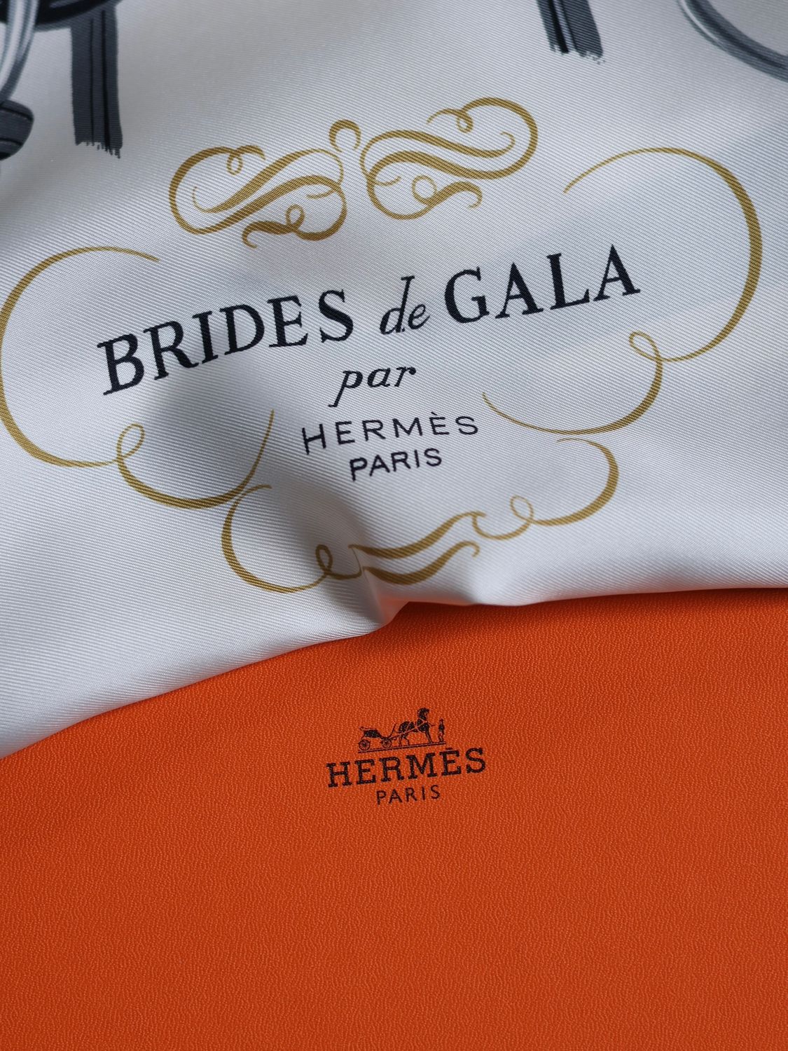 HERMÈS BRIDES DE GALA PINK SCARF