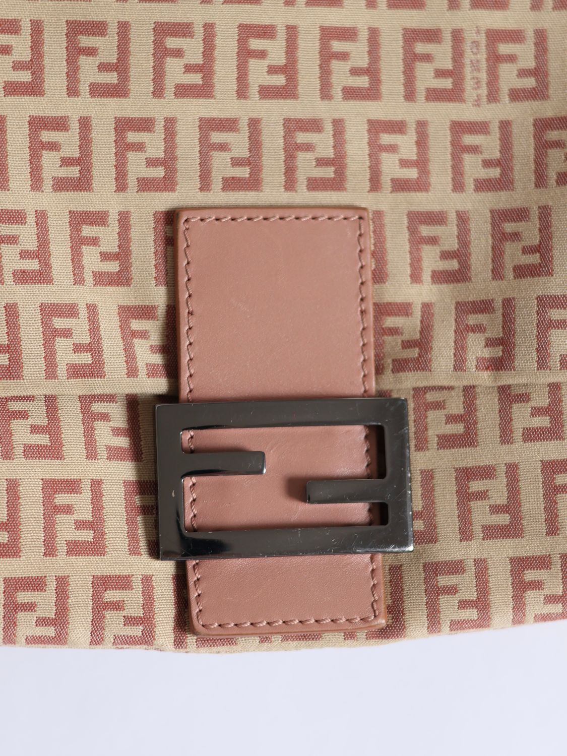 FENDI BAGUETTE BAG