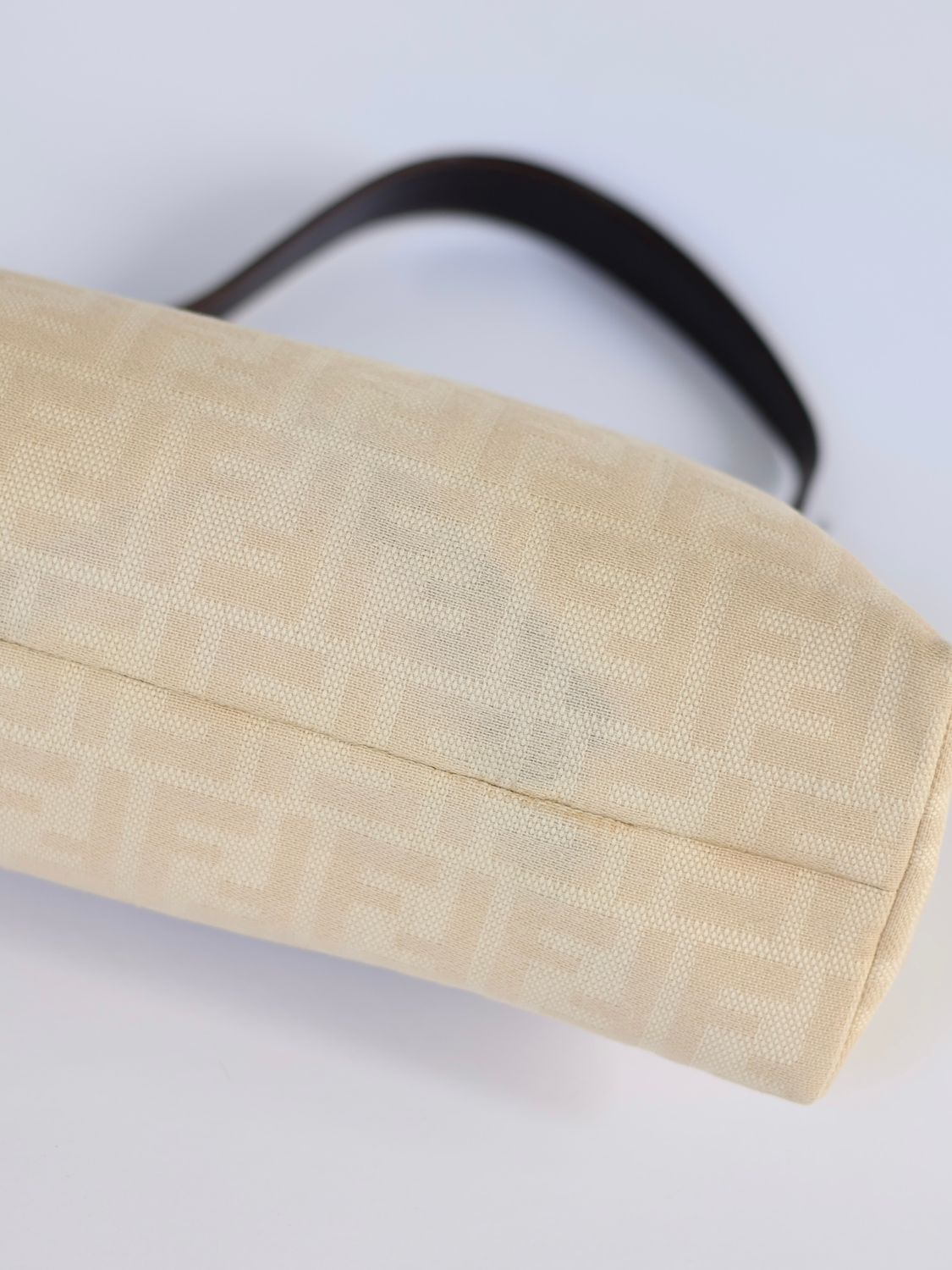 FENDI MAMMA BAGUETTE