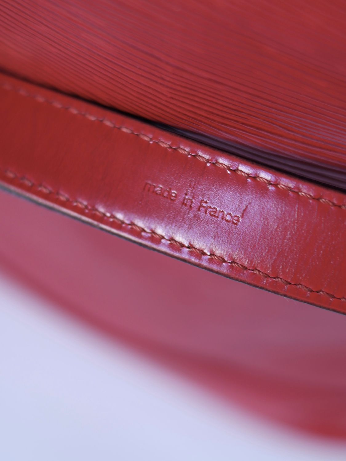 LOUIS VUITTON NOE EPI SHOULDER BAG