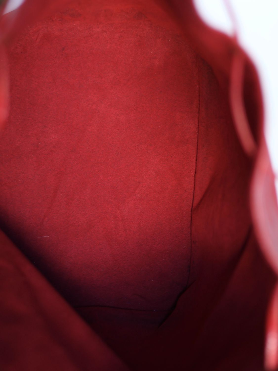 LOUIS VUITTON NOE EPI SHOULDER BAG