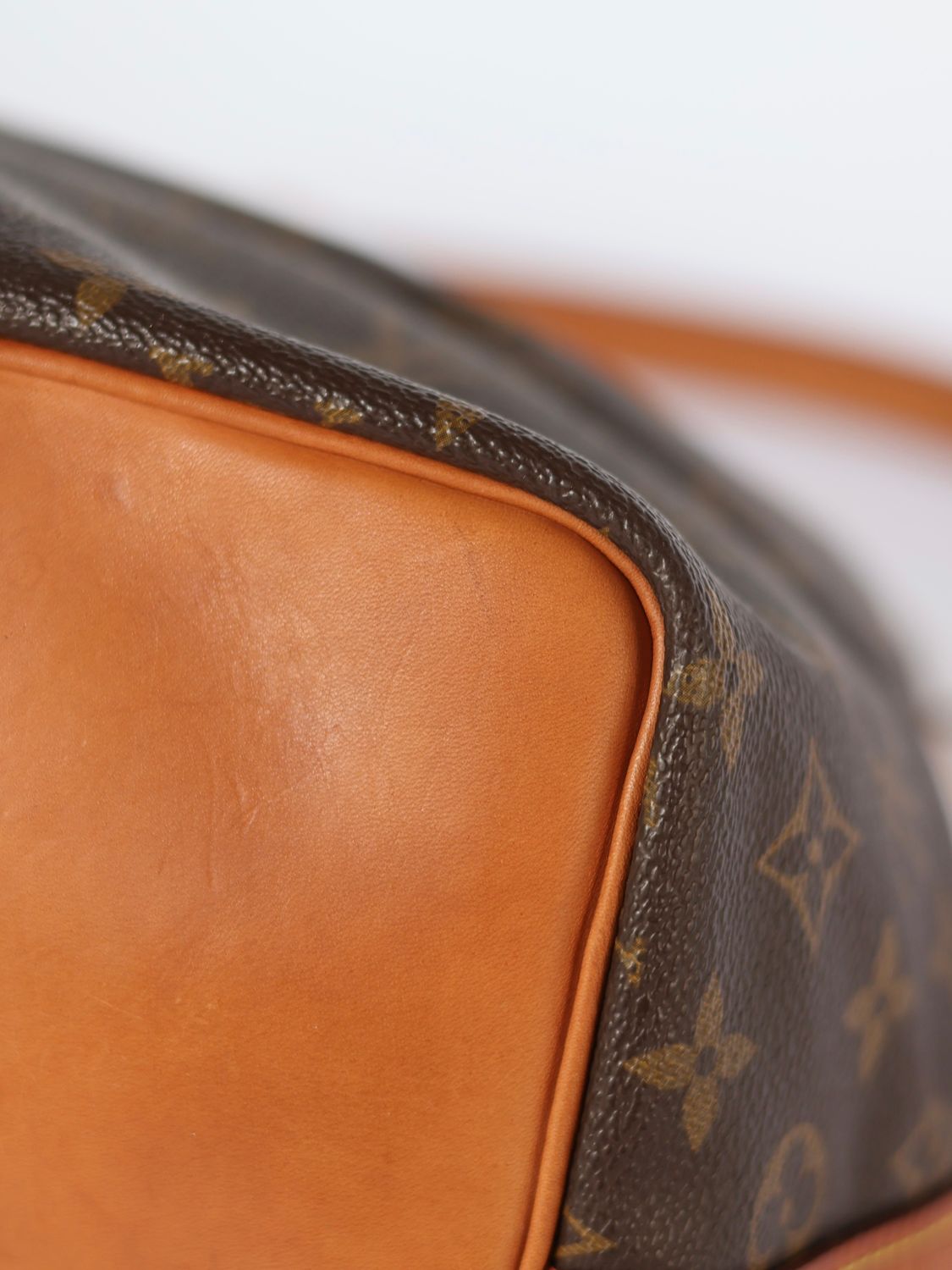 LOUIS VUITTON PETIT NOE BAG