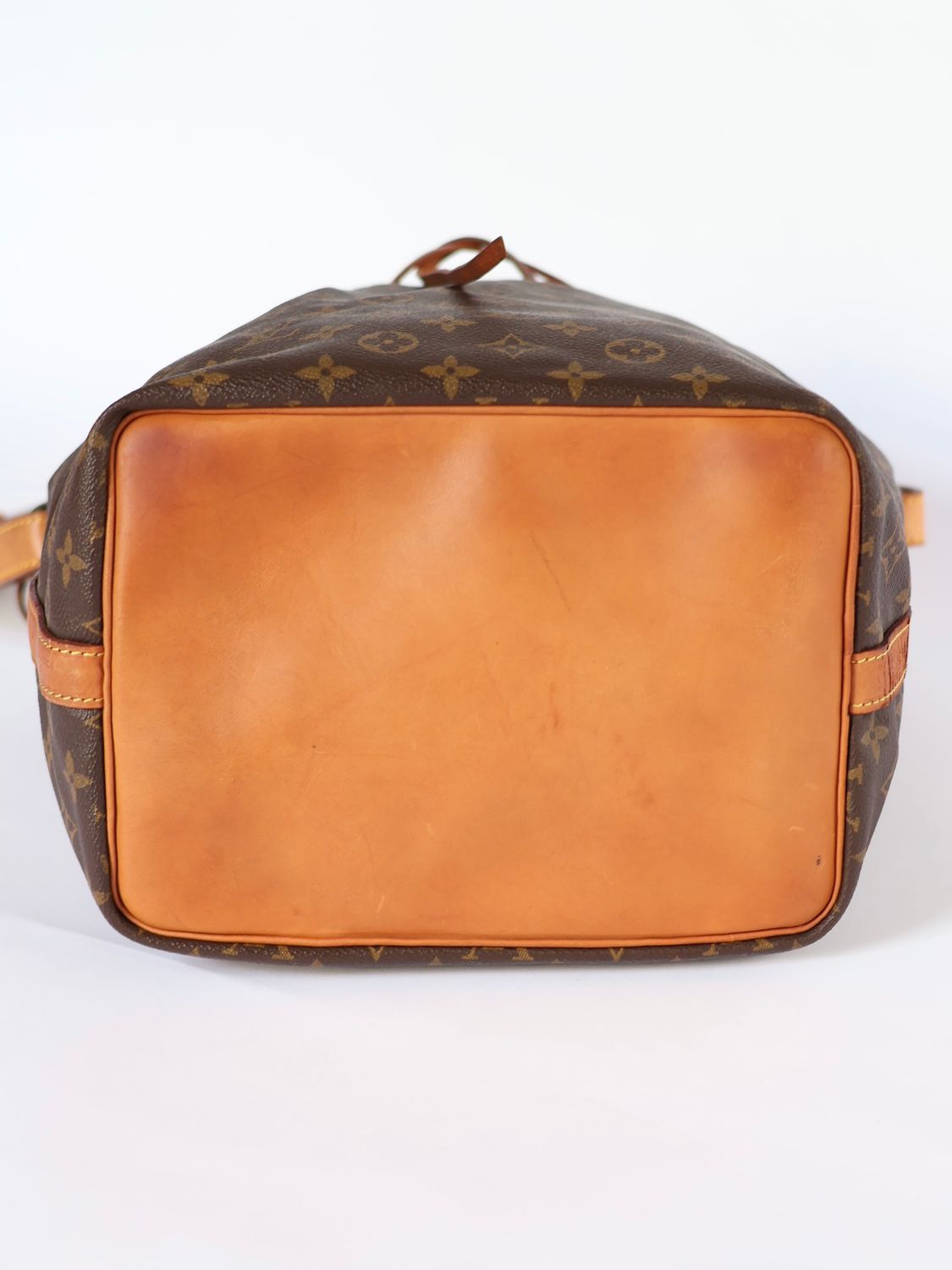 LOUIS VUITTON PETIT NOE BAG