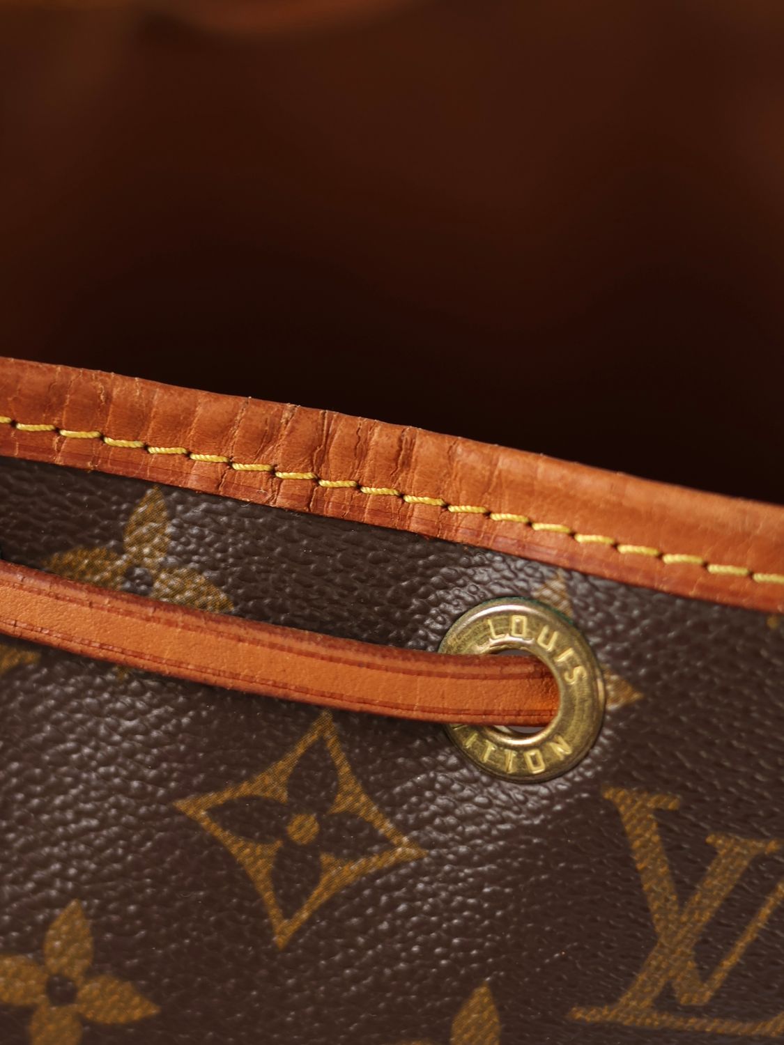 LOUIS VUITTON PETIT NOE BAG