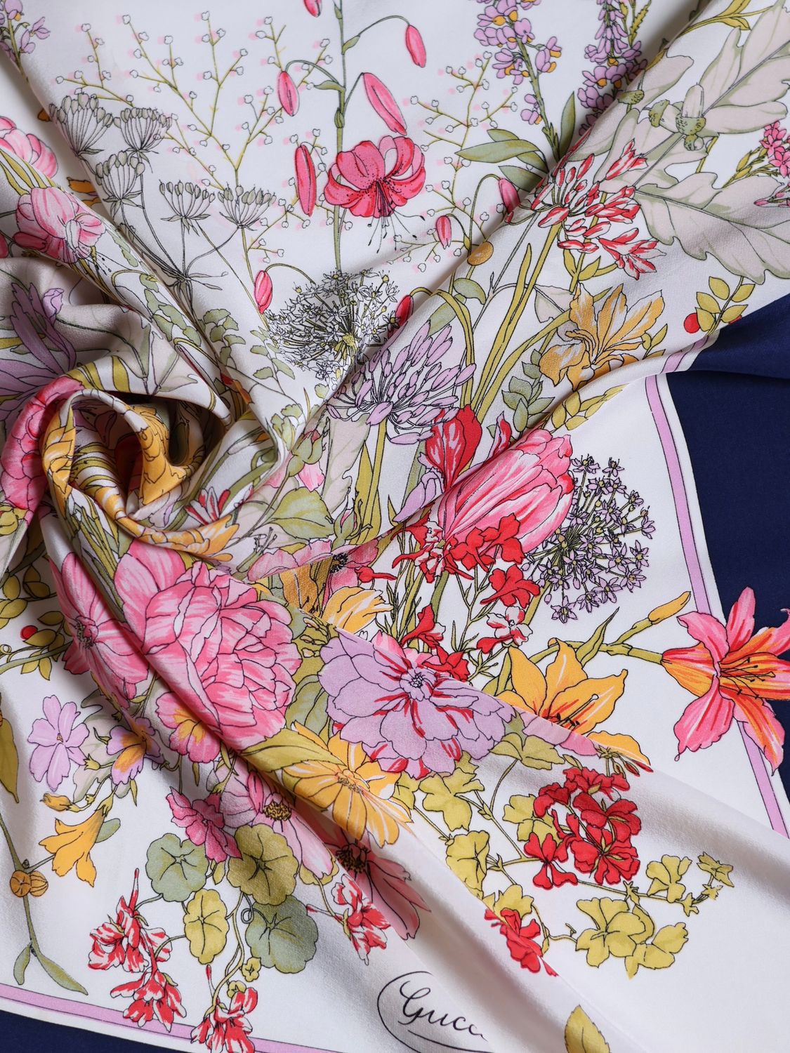 GUCCI FLORA SILK SCARF