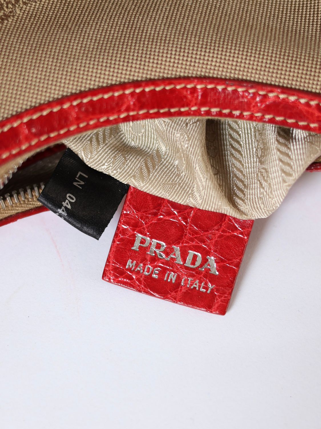 PRADA BAGUETTE SHOULDER BAG