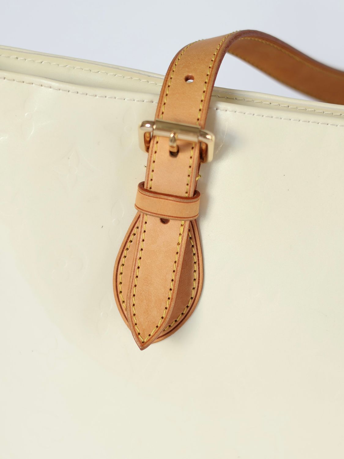 Louis Vuitton Brentwood Ivory Bag