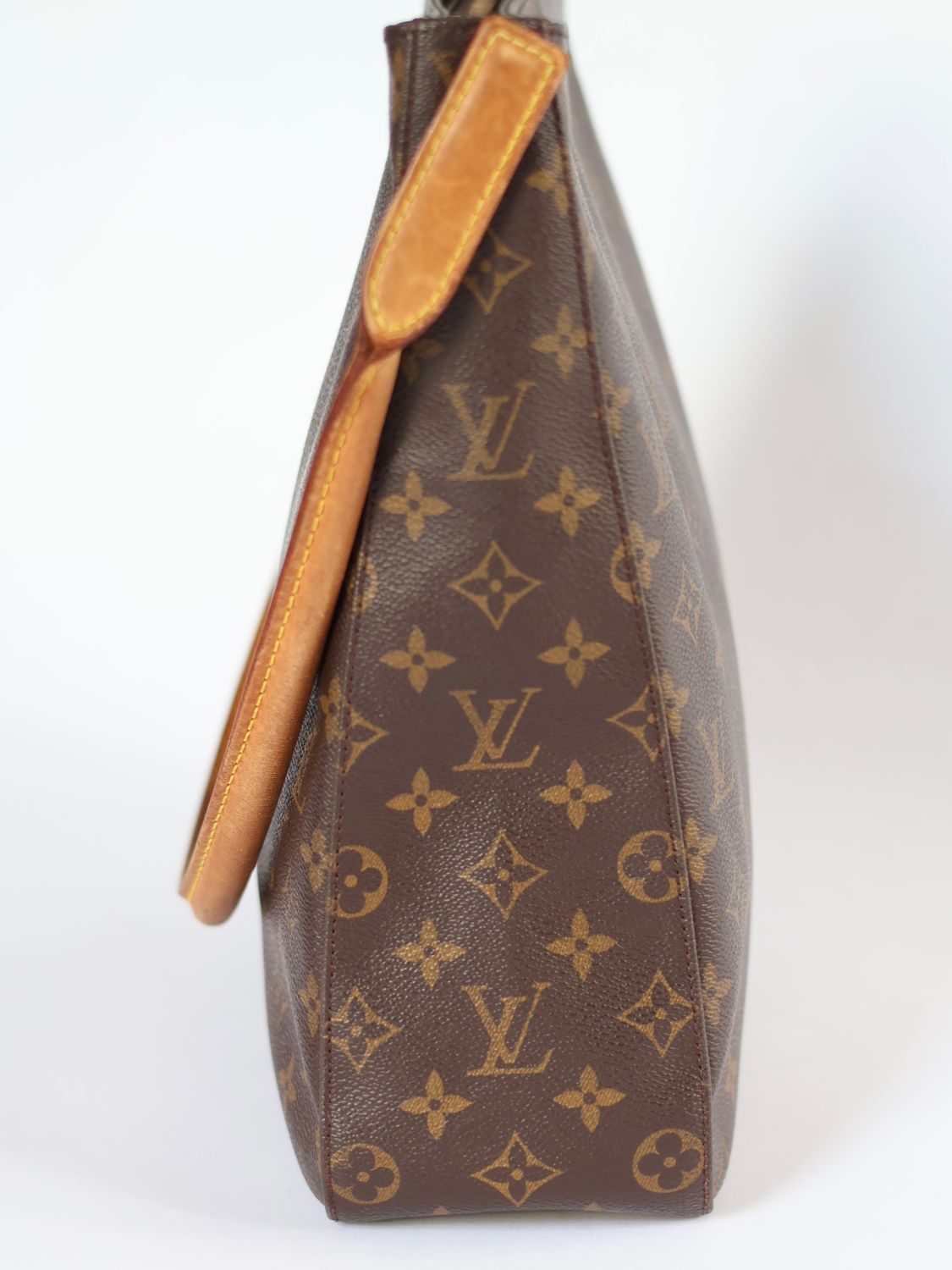 LOUIS VUITTON LOOP SHOULDER BAG