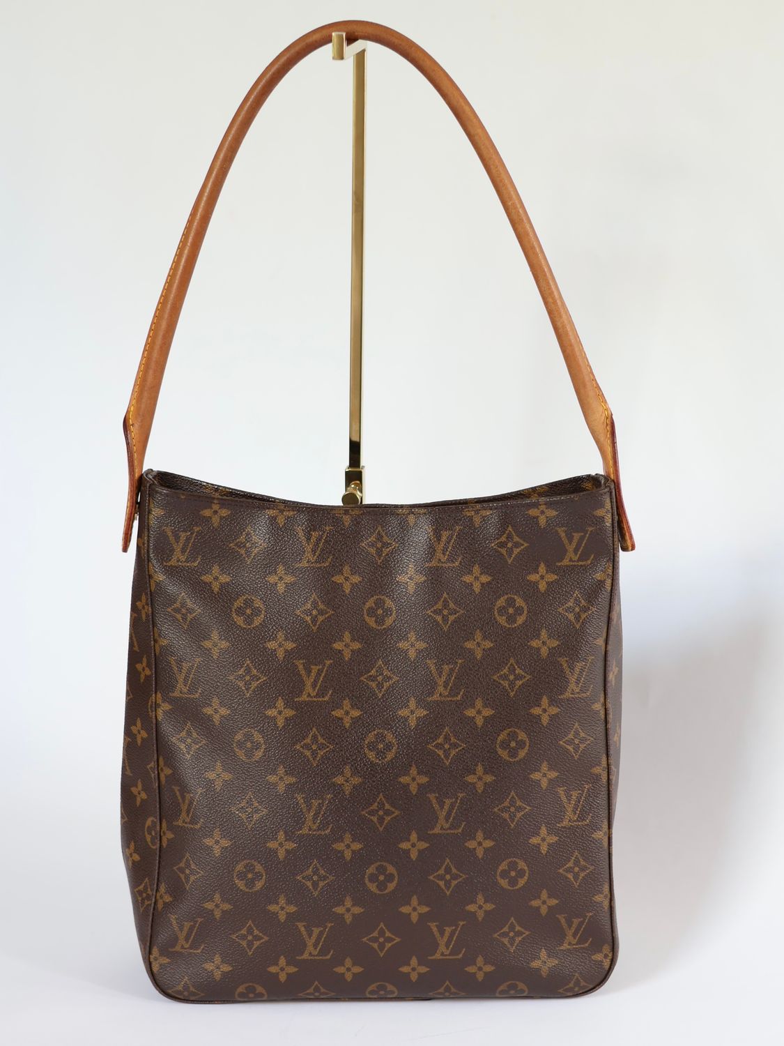 LOUIS VUITTON LOOP SHOULDER BAG