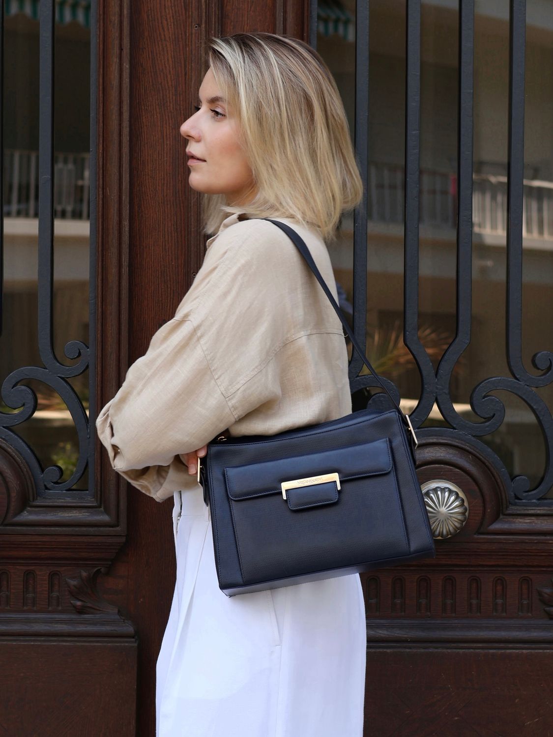 YVES SAINT LAURENT SHOULDER BAG